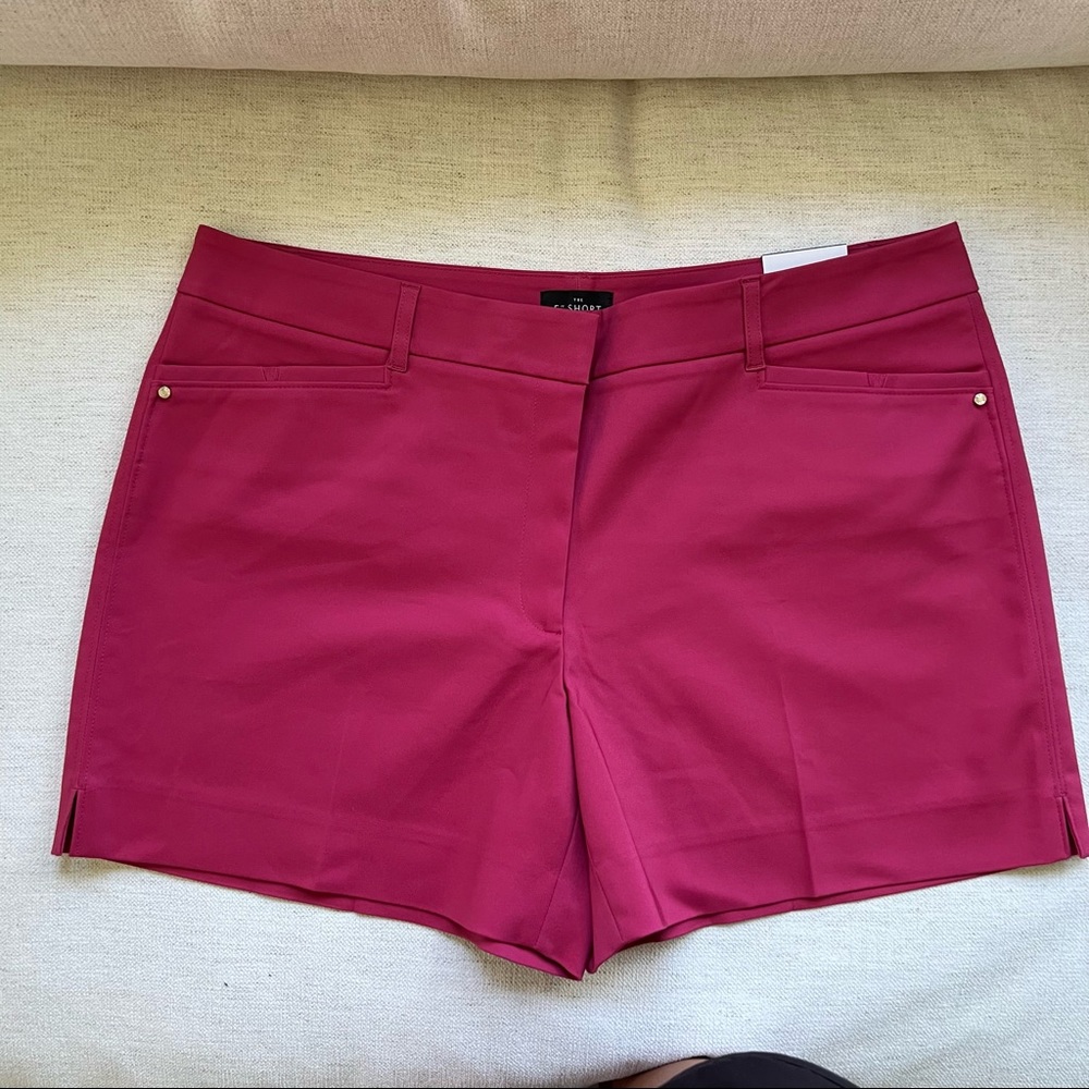 White House Black Market-Fuchsia pink shorts